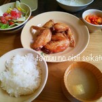 すずめ食堂＆バル - 鶏手羽のパリパリ揚げ定食