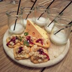 ワイン×チーズ料理専門店 チーズチーズカフェ - 