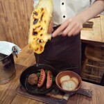 ワイン×チーズ料理専門店 チーズチーズカフェ - 