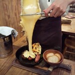 ワイン×チーズ料理専門店 チーズチーズカフェ - 