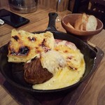 ワイン×チーズ料理専門店 チーズチーズカフェ - 
