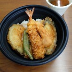 ガスト - 海老天丼(ご飯大盛)  ＆  味噌汁