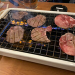 デブちゃん焼肉処 - 