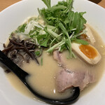 こだわりの榛原とんこつらーめん こうや - こうやラーメン   800円