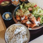 ラッキー酒場 - ゆず塩葱まみれ鶏の唐揚げ定食