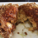 とんかつ ひろ喜 - クリームコロッケの中身　creamy