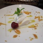 クッチーナ・モット - ココナッツとオレンジのパンナコッタ