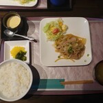 Wa Bisutoro Kataraiya - 豚生姜焼きランチ