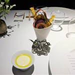 レフェルヴェソンス - Welcome～ 野菜クリスプのブーケ、豆腐サワークリーム