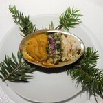 レフェルヴェソンス - Fire and Fermentation 雲丹 毛蟹 鮑 ササニシキのリゾット 甘海老のソースアメリケーヌ 大徳寺納豆：七輪で火を入れ、醤油・味醂味を添加