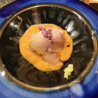 すし昇 - アズキマス（ハタ）雲丹塩水寝かせボタン海老