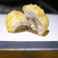 ぎをん 藤 - ふっくら揚げた瀬戸内の伝助穴子。