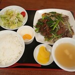 中華街 - ニラレバの定食★