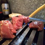 神保町食肉センター - このブリブリさといったら......