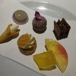 レフェルヴェソンス - Solidarity 棗椰子 鬼灯 薔薇／ショコラ 生姜／梅 洛神花／八朔 琥珀糖／バナナ トンカ豆／李 ミント／ブルーベリー 葛餅