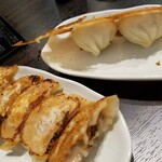 Roushisen - 焼き餃子