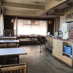 喫茶 食事 かね甚 - 店内