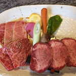 川崎名物 炭火焼肉 食道園 - Cランチの肉