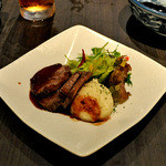 醪音 - ランプ肉のローストは山椒風味のソース