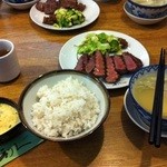 牛たん炭焼 利久 東七番丁店 - 牛たん【極】定食