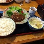 牛たん炭焼 利久 東七番丁店 - 牛たんハンバーグ定食