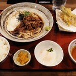 お食事処 ほっこり亭 - 料理写真:牛とろ玉うどん御膳