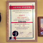 Trattoria Pizzeria Amici - 2019年認定の真のパポリピッツァ協会認定証です。