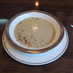 西洋料理店 エスコフィエ - ポタージュ・リエ（長時間煮込み、塩気のきいた、香ばしい濃厚ポタージュ。）
