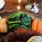 西洋料理店 エスコフィエ - 付け合せ　ホウレンソウ（炒め加減絶妙です。）