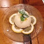 ア フェネステッラ - 