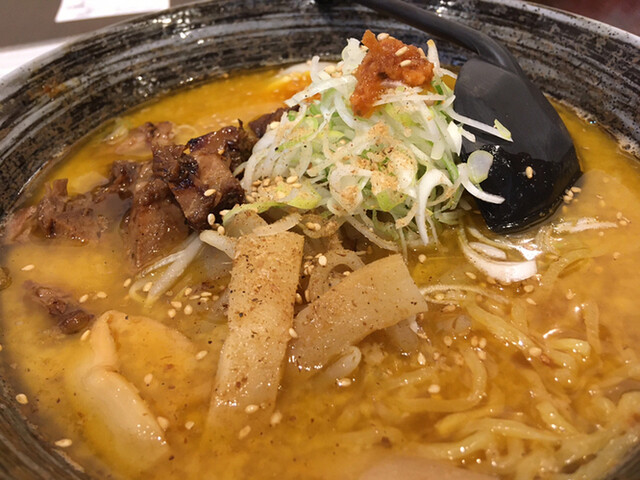 らーめん 西や 花園店 - 南小樽（ラーメン）の写真