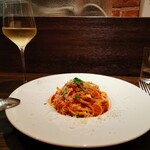 創作イタリアン Gemelli - ジェノベーゼ風　モッツァレラチーズとミートソースのスパゲッティーニ