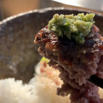 挽肉と米 - トッピングをのせて……
      2020/8   by みぃこのごはん日記