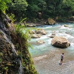 野外テラス 水の音 - 左には小さな滝も。
