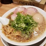 京都ラーメン 森井 - 味玉熟成醬油 京都ラーメン 背脂多め