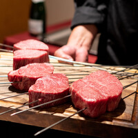 神戸牛炉釜炭焼ステーキ IDEA 銀座 - 紀州備長炭炉釜焼きステーキ