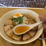 麺屋 まるきよ - キリっと素材を感じる冷たいスープ