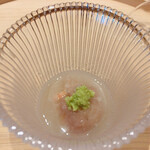 温石 - 地元芝海老と蓮根の団子