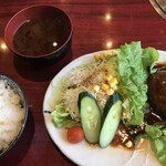 焼肉坂牛 - ご飯は(大)(中)(小)から　写真は(中)