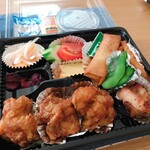 お弁当 松屋亭 - からあげ弁当