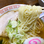 佐野やつや - 麺は純手打ち　少し腰弱めでうどんに近い食感