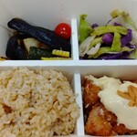 パリヤ - DELI BOX(弁当) 1,134円 ♪