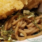 麺屋 六感堂 - 穴子の山椒ブラック和えそば (穴子天ぷら添え)
