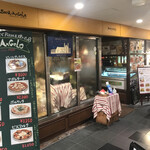 Santa Anjero - 店舗入口