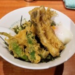 麺屋 六感堂 - 穴子の山椒ブラック和えそば (穴子天ぷら添え)