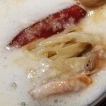 ラーメン巌哲 - 鮪山＋半熟煮玉子トッピング