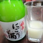 酔來軒 - にごり酒650円。まさか横浜で故郷の味に遭うとは・・・