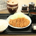 とんかつ まるや - ロースかつ定食700円
