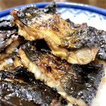うなぎ専門店 立花荘 - 荒々しく焼かれた肉厚鰻様に硬めのご飯が良い！