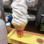 横浜大飯店 - 杏仁ソフトクリーム